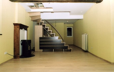 JA1202_ESC_2